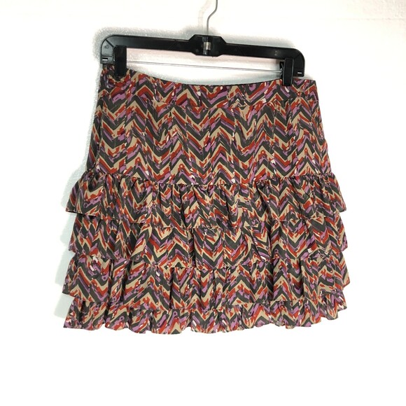 Banana Republic Ruffled Skirt Size 10 - Picture 1 of 9